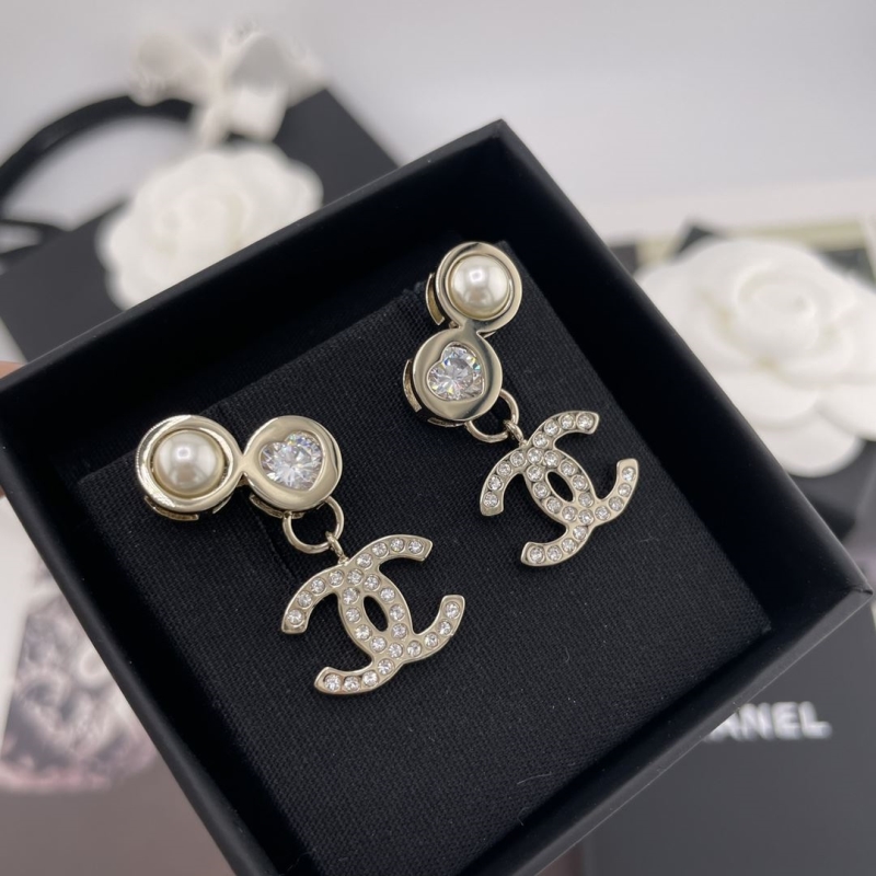 Ch**el earrings